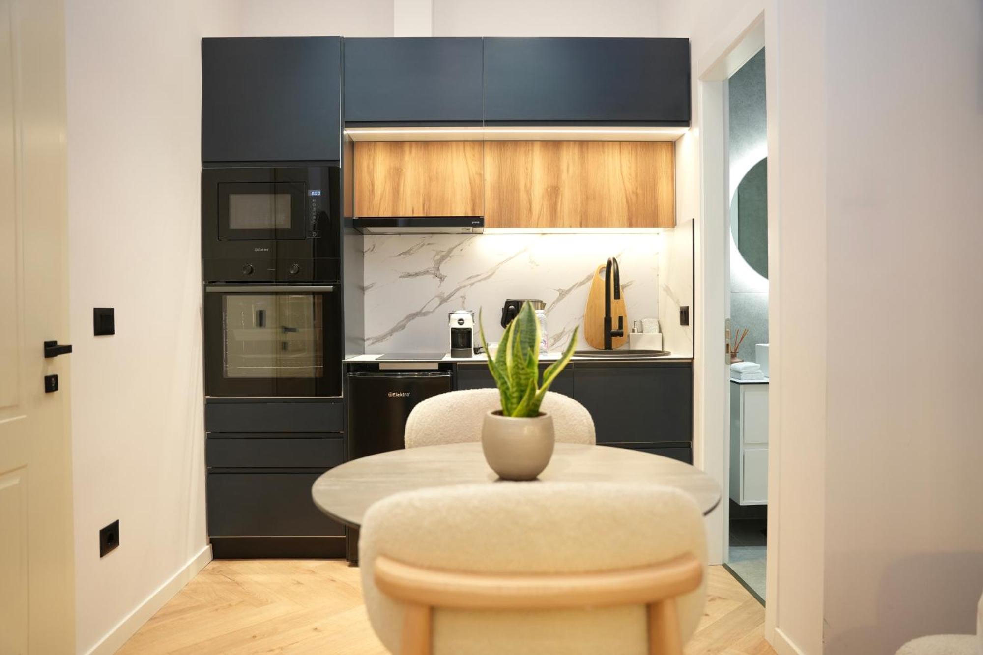Nea Deluxe Apart-Hotel تيرانا المظهر الخارجي الصورة